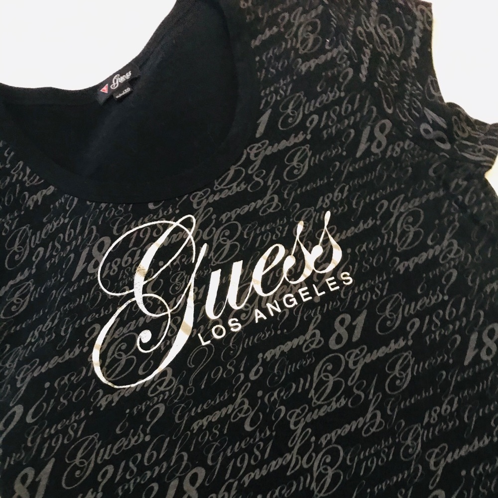 Guess scoop neck tee